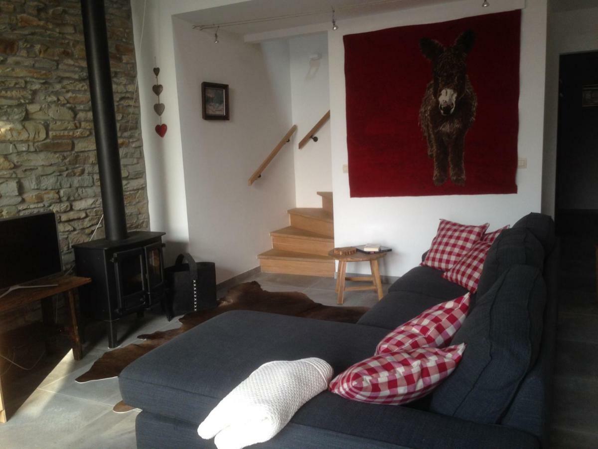 La Grange De Fanie Villa Odeigne ภายนอก รูปภาพ